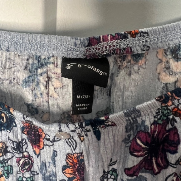 Art Class Floral Flutter Sleeve Top NWT Girl's Size Medium 7-8 - Picture 2 of 5
